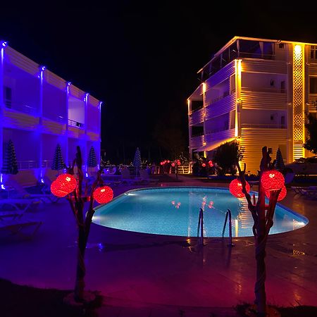 Aroma Butik Hotel Kızılot Bagian luar foto