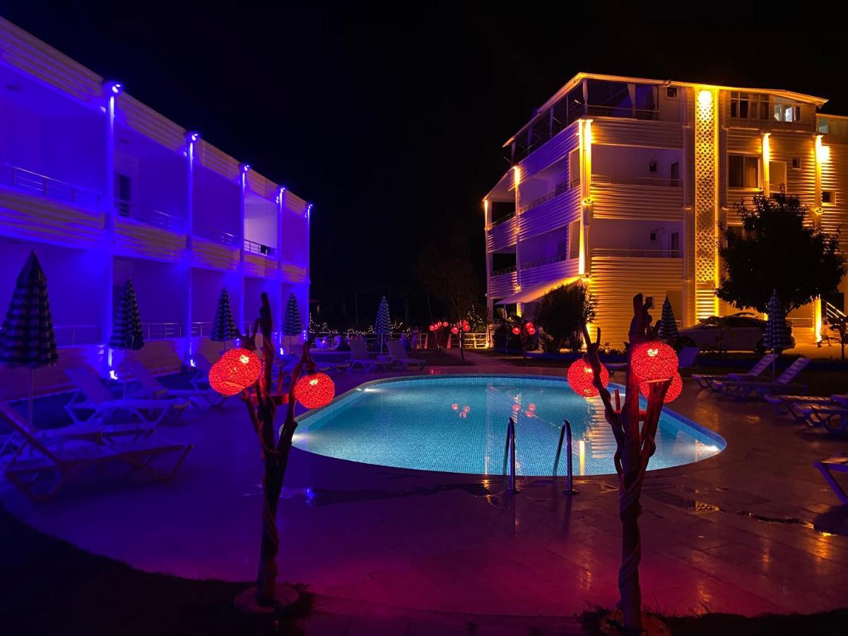 Aroma Butik Hotel Kızılot Bagian luar foto